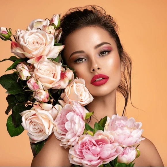 D I O R - Picture 2 of 5